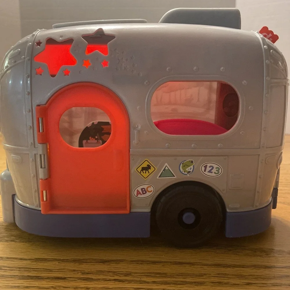 Fisher Price Little People Learning RV Camper TRAILER Songs Sound Lights Hammock